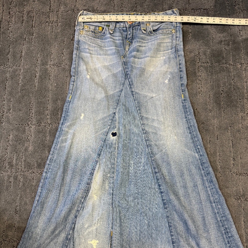 True Religion maxi denim skirt - size 27